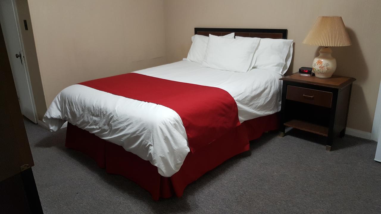 Shamrock Motel มิดแลนด์ ภายนอก รูปภาพ